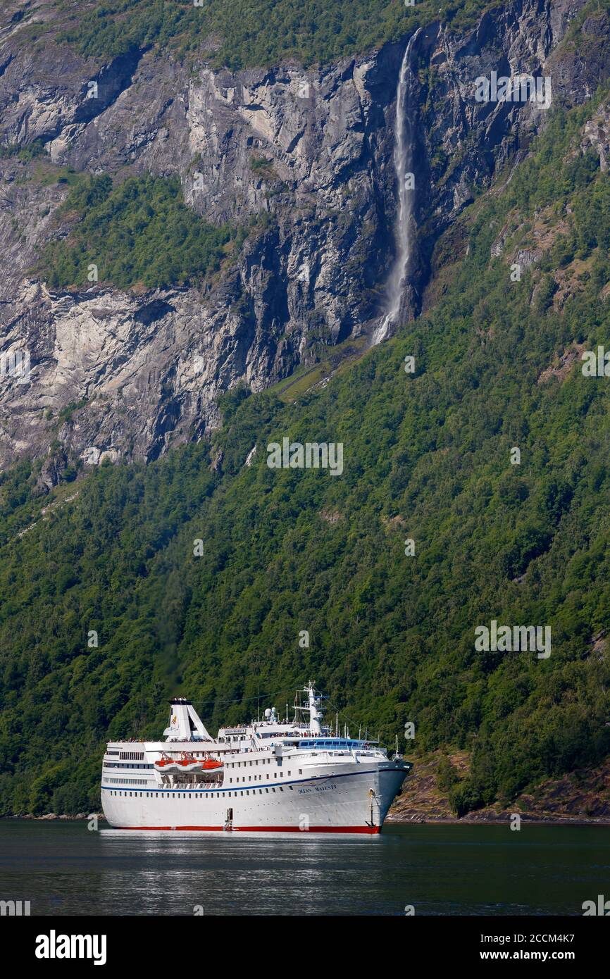 Ihre Norwegische Majestat Stockfotos Und Bilder Kaufen Alamy