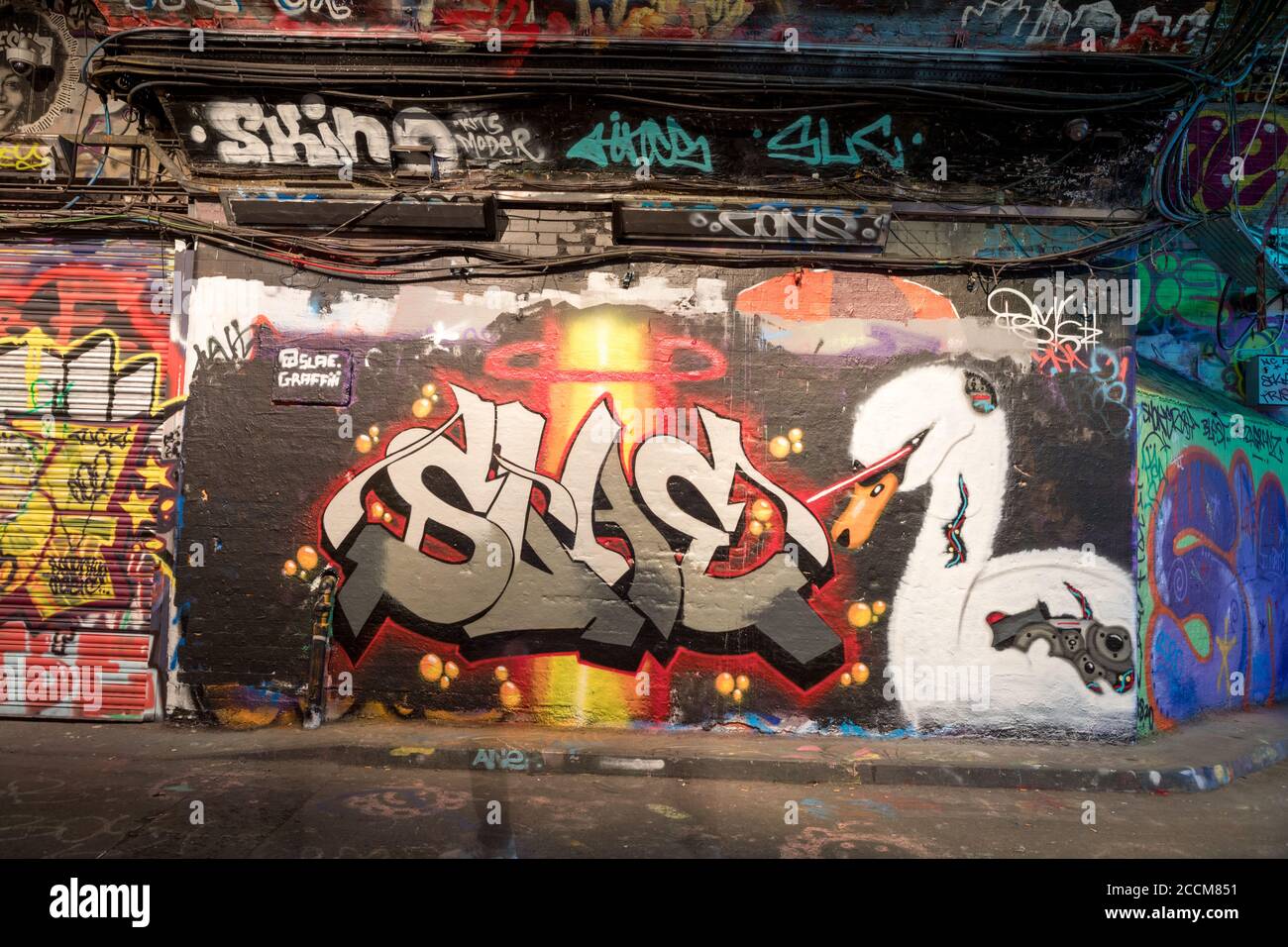 Graffiti-Tunnel in Waterloo Station London, Großbritannien Stockfoto