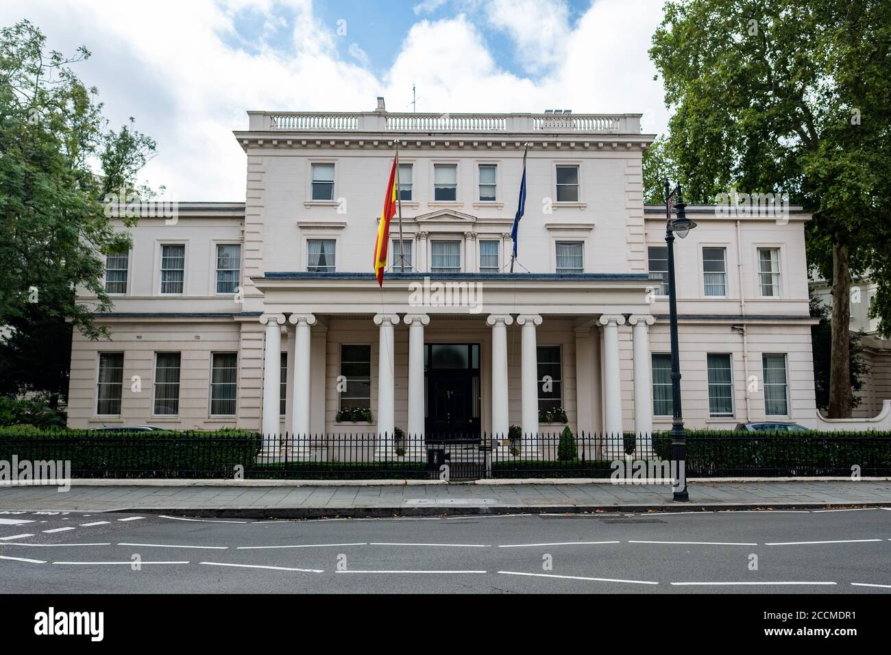 London - Spanische Botschaft am Belgrave Square in Belgravia Stockfoto