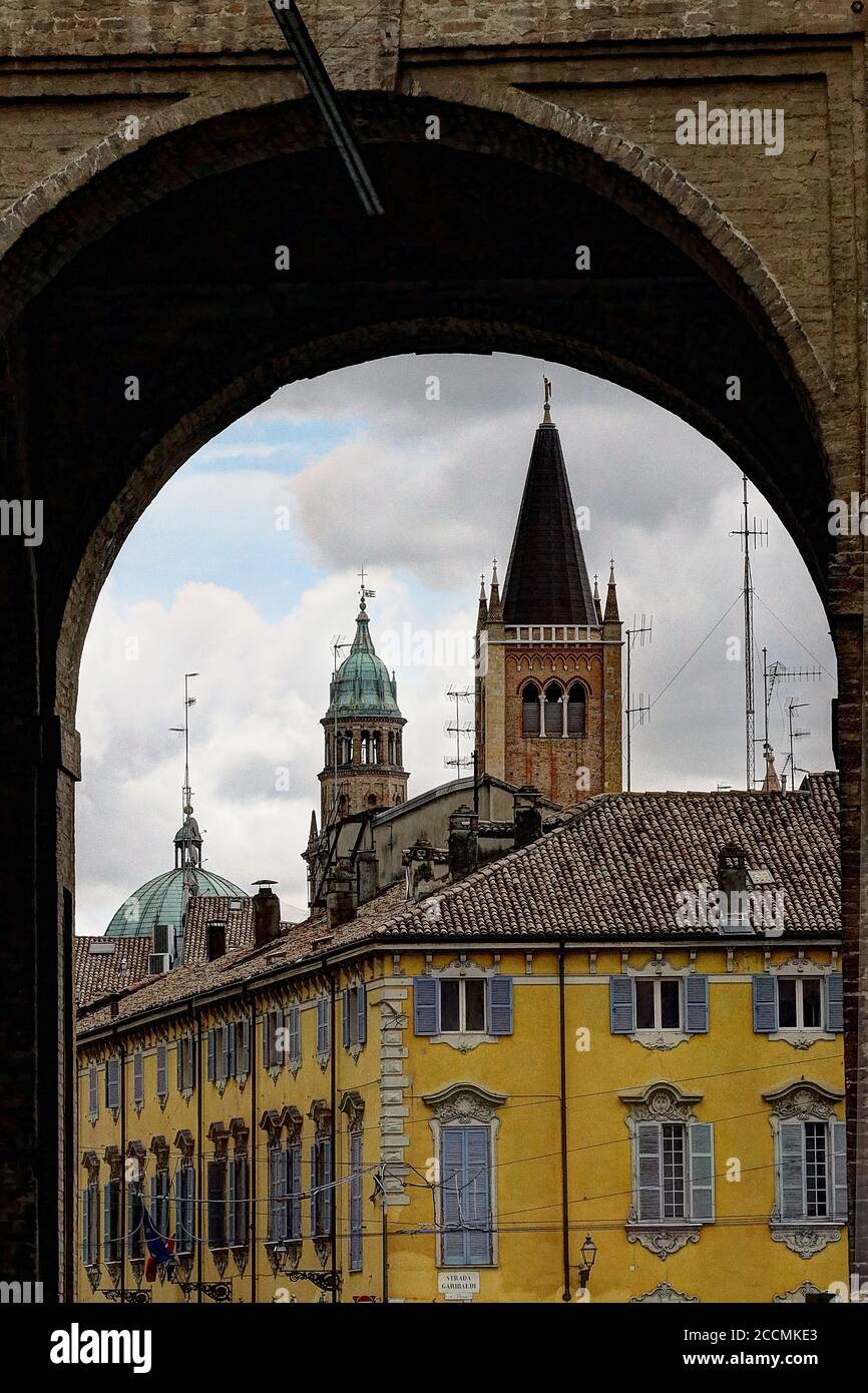 Parma, Blick auf die Türme im historischen Zentrum der Stadt, Emilia Romagna, Italien, unesco-Weltkulturerbe Stockfoto
