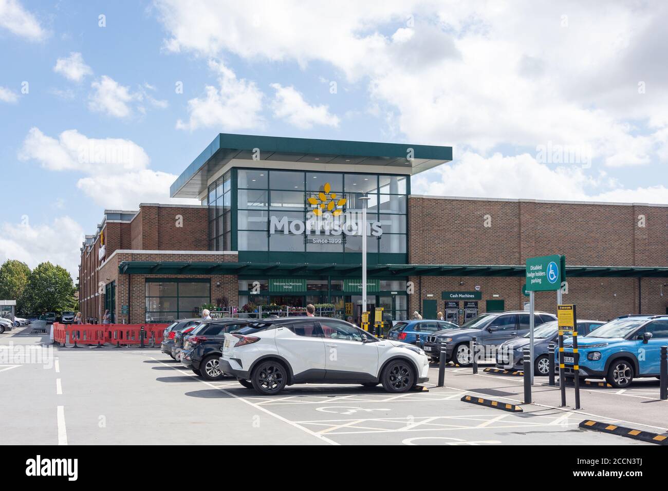 Eintritt zum Morrisons Supermarkt, Jenner Close, Sidcup, London Borough of Bexley, Greater London, England, Großbritannien Stockfoto