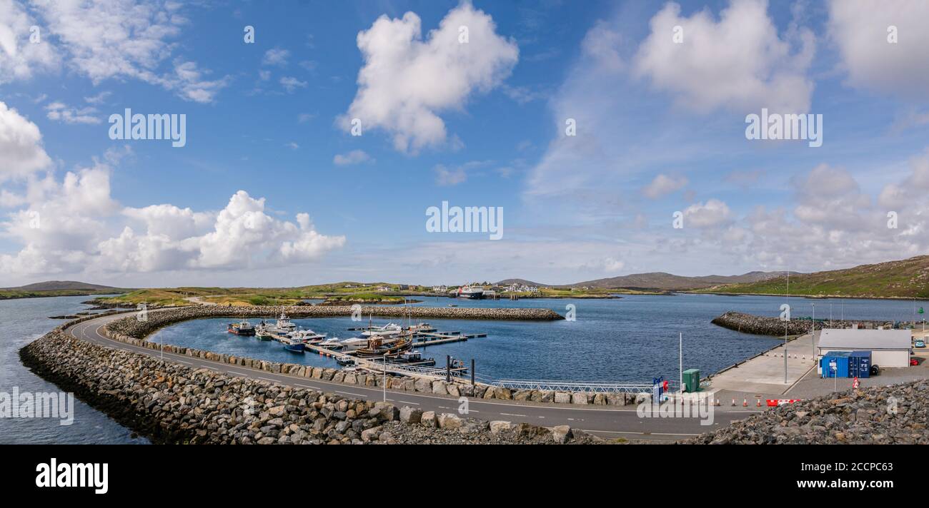 Lochboisdale Harbour, Lochboisdale, South Uist, Äußere Hebriden, westliche Inseln, Schottland, Großbritannien Stockfoto