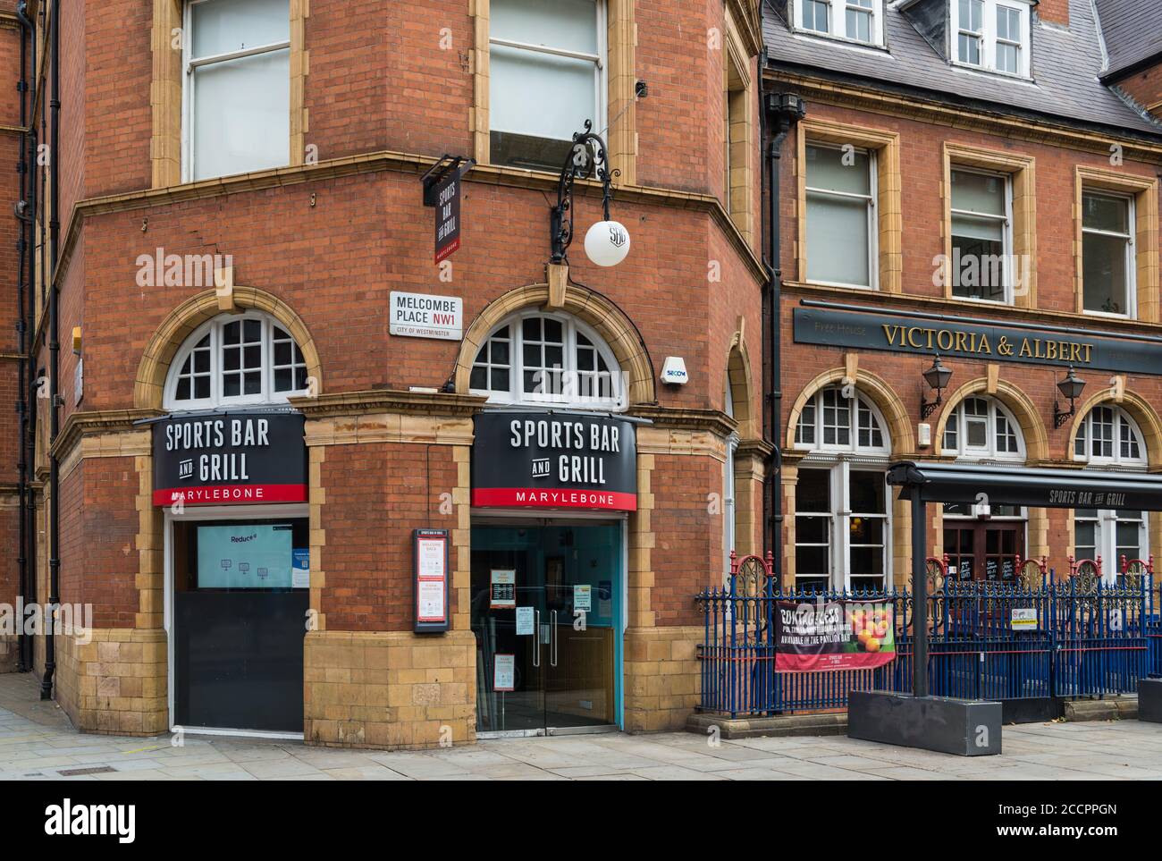 The Sports Bar and Grill Pub und Restaurant neben dem Bahnhof Marylebone, Melrose Place, Marylebone, London, England, Großbritannien Stockfoto