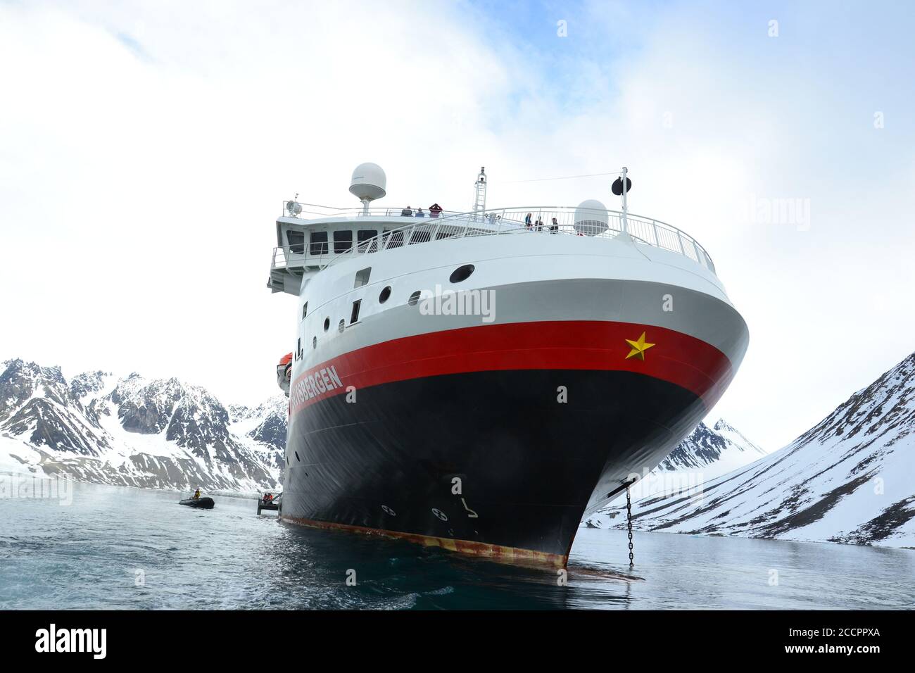 Schiff MS Spitzbergen von Hurtigruten - Expeditionskreuzfahrt in der Arktis Stockfoto