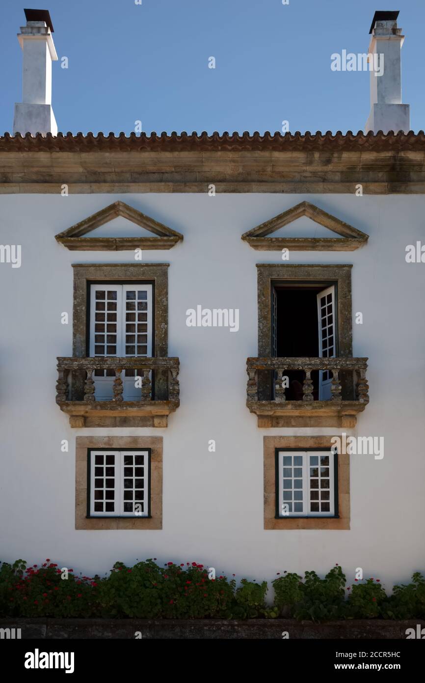 Vila Real / Portugal - 08 01 2020: Blick auf das Außengebäude Solar de Mateus, ikonisch des portugiesischen Barock aus dem 18. Jahrhundert Stockfoto