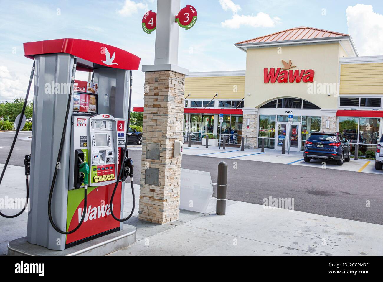 Cape Coral Florida, Wawa, Tankstelle Pumpe, Supermarkt vor Eingang, Besucher reisen Reisen Tour Tourismus Wahrzeichen, cul Stockfoto