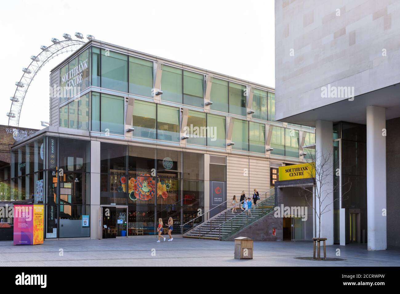 The Hayward Gallery und Queen Elizabeth Hall, Southbank Centre, London, England, Großbritannien Stockfoto