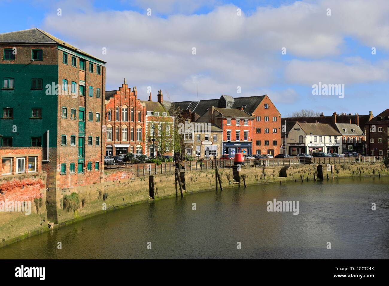 Blick über den Custom House Quay, den Fluss Witham, Boston Stadt; Lincolnshire; England; Großbritannien Stockfoto