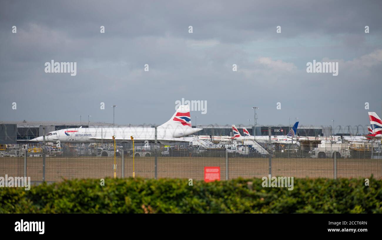 Flughafen Heathrow, London, Großbritannien. 24. August 2020. Statisches British Airways Concorde Flugzeug G-BOAB am Flughafen Heathrow. Kredit: Malcolm Park/Alamy. Stockfoto