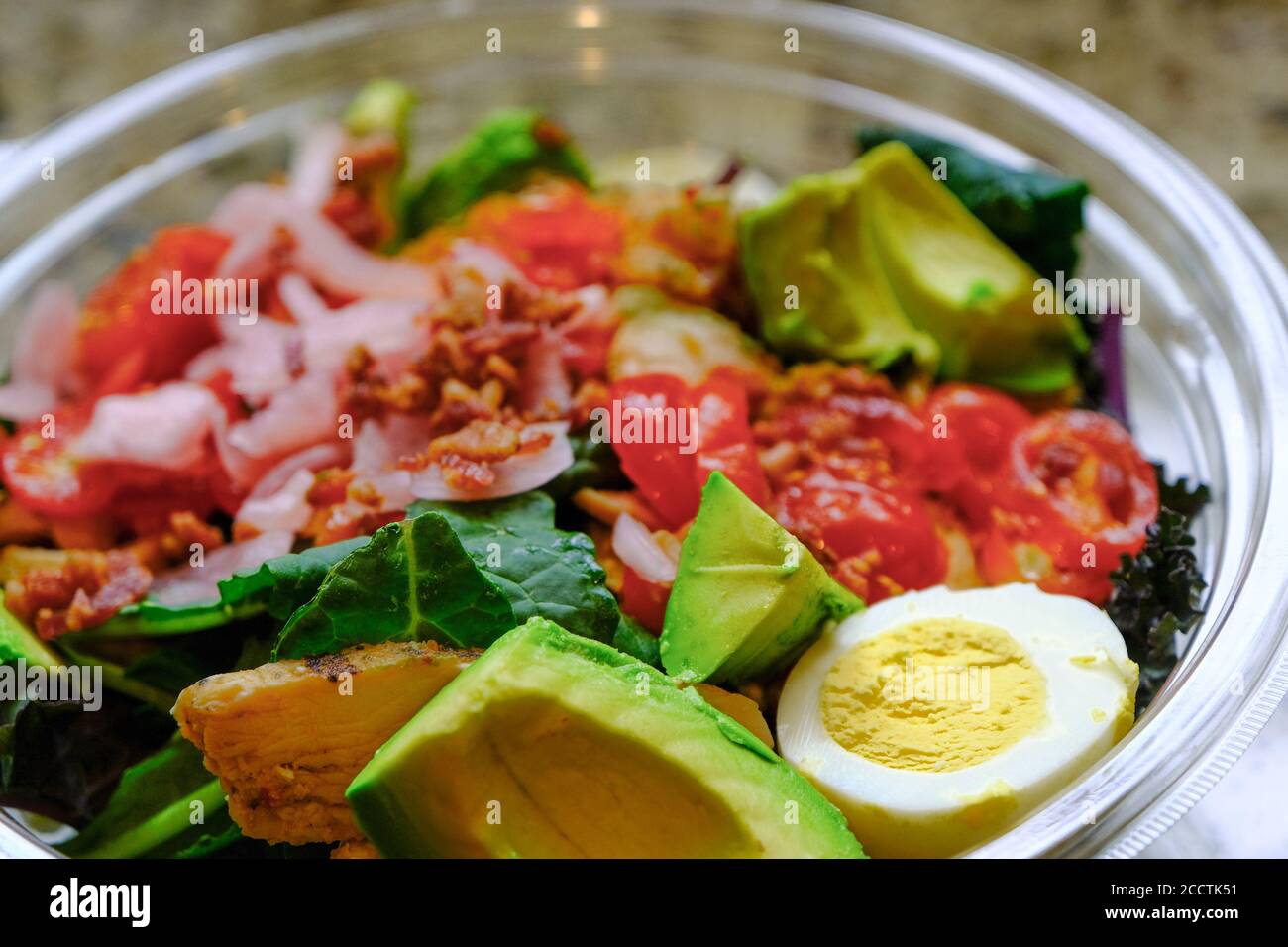 Frischer Cobb Salat Stockfoto