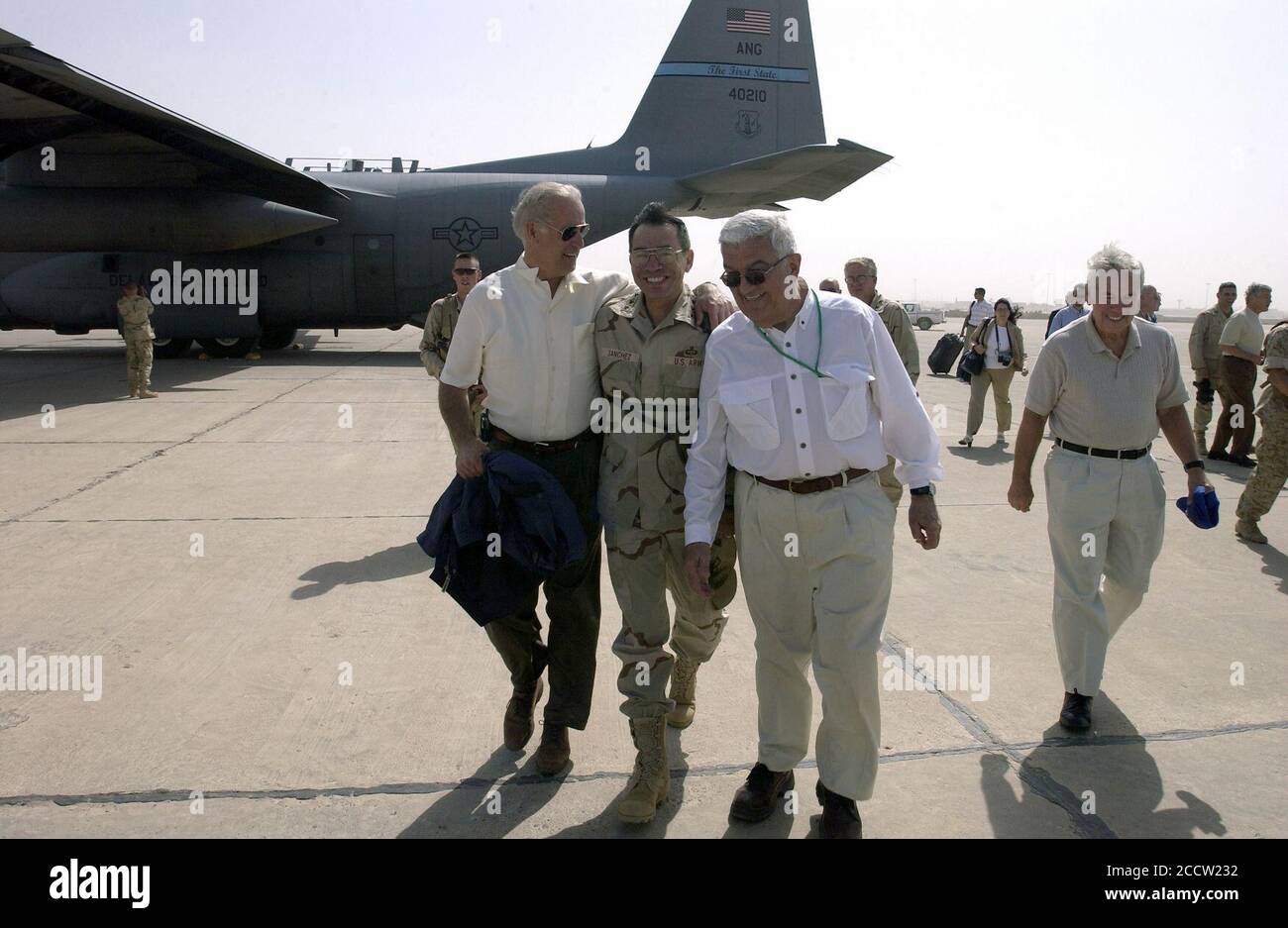 Joe Biden kommt am internationalen Flughafen Bagdad an. Stockfoto