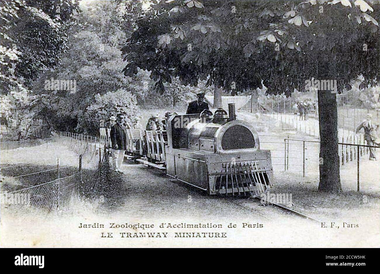 Jardin Zoologique d Acclimatation de Paris - Le Tramway Miniature. Stockfoto