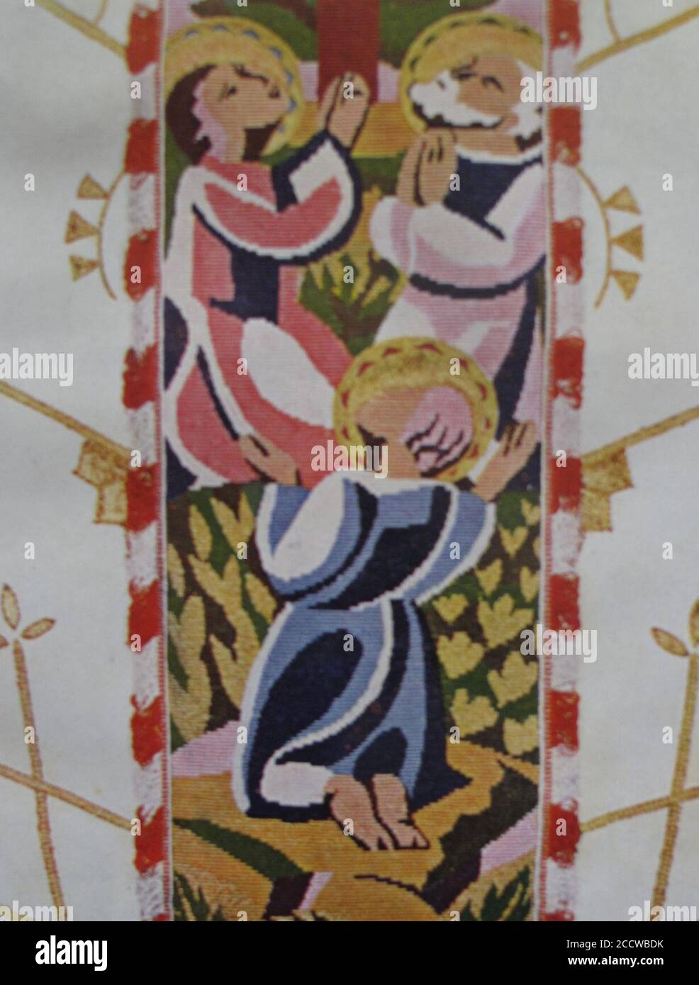 Jaume Busquets, Detall de casulla bordada en punt de tapís, reproduïda a l'Anuari dels Amics de l'Art Litúrgic de l'any 1925. Stockfoto