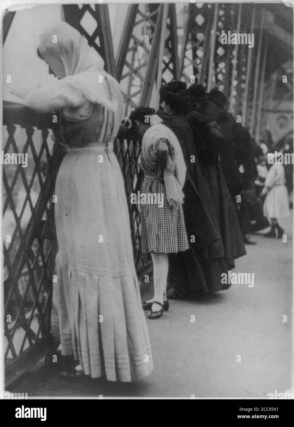 Juden beten auf die Williamsburg Bridge, New York City, am Neujahrstag Stockfoto