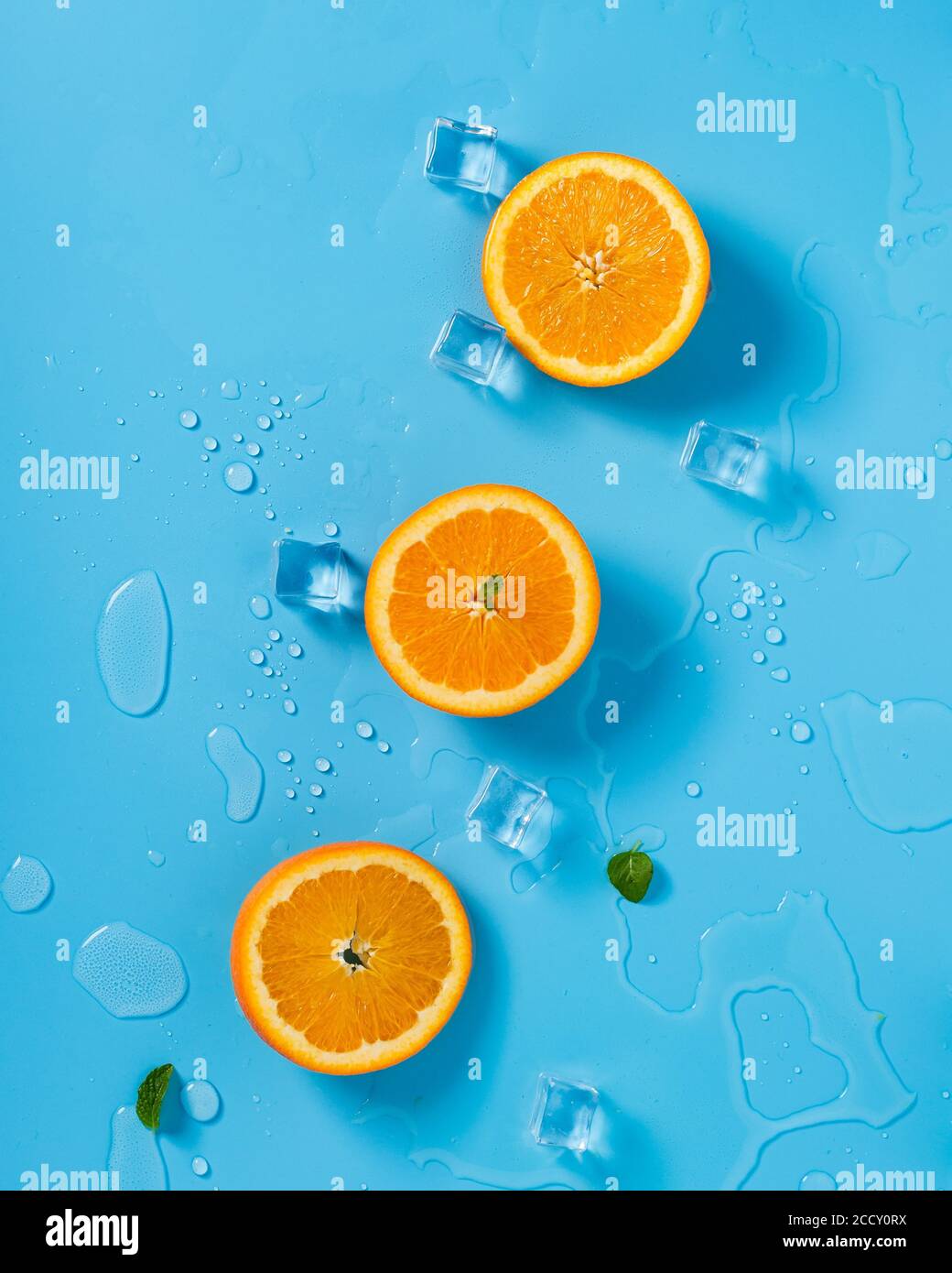 Orange Scheiben in Reihe, in Scheiben geschnittene Orangen Detail Stockfoto