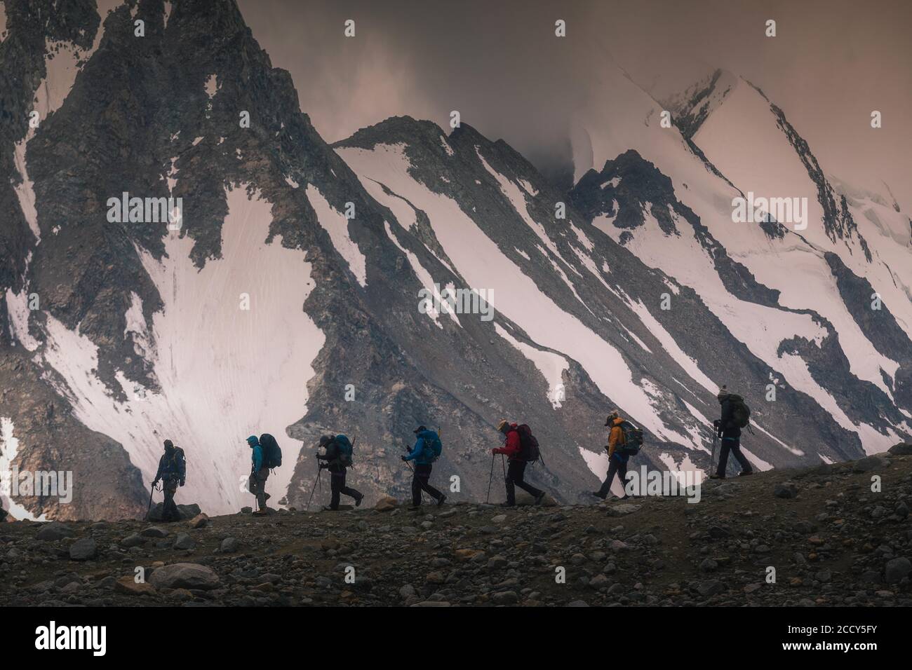 Bergsteiger in Altai 5 bogd, Bayan-Ulgii Provinz. Mongolei Stockfoto