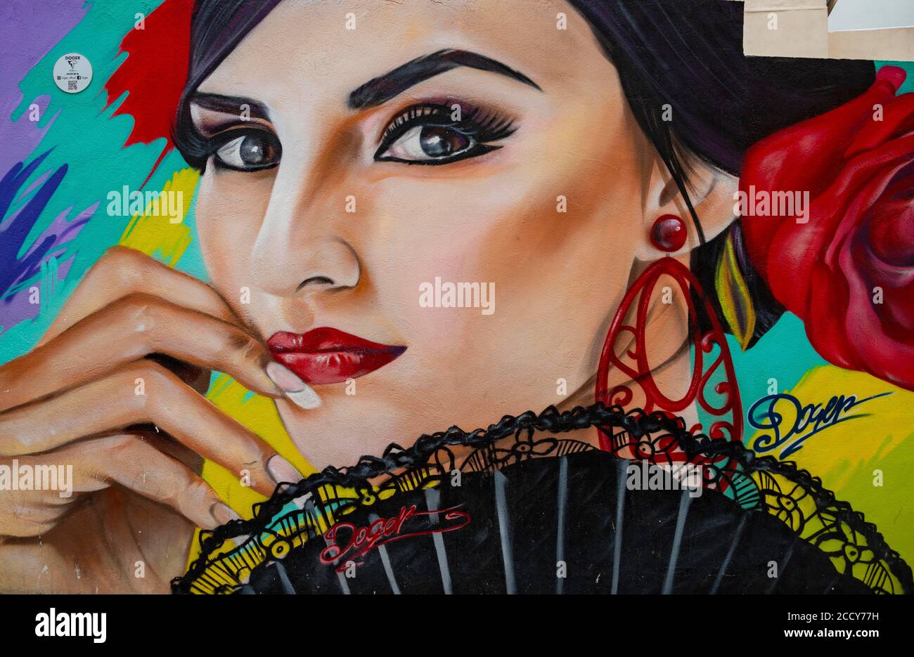 Graffiti, andalusische Frau mit Fan, Streetart-Künstlerin Doger, Malaga, Andalusien, Spanien Stockfoto