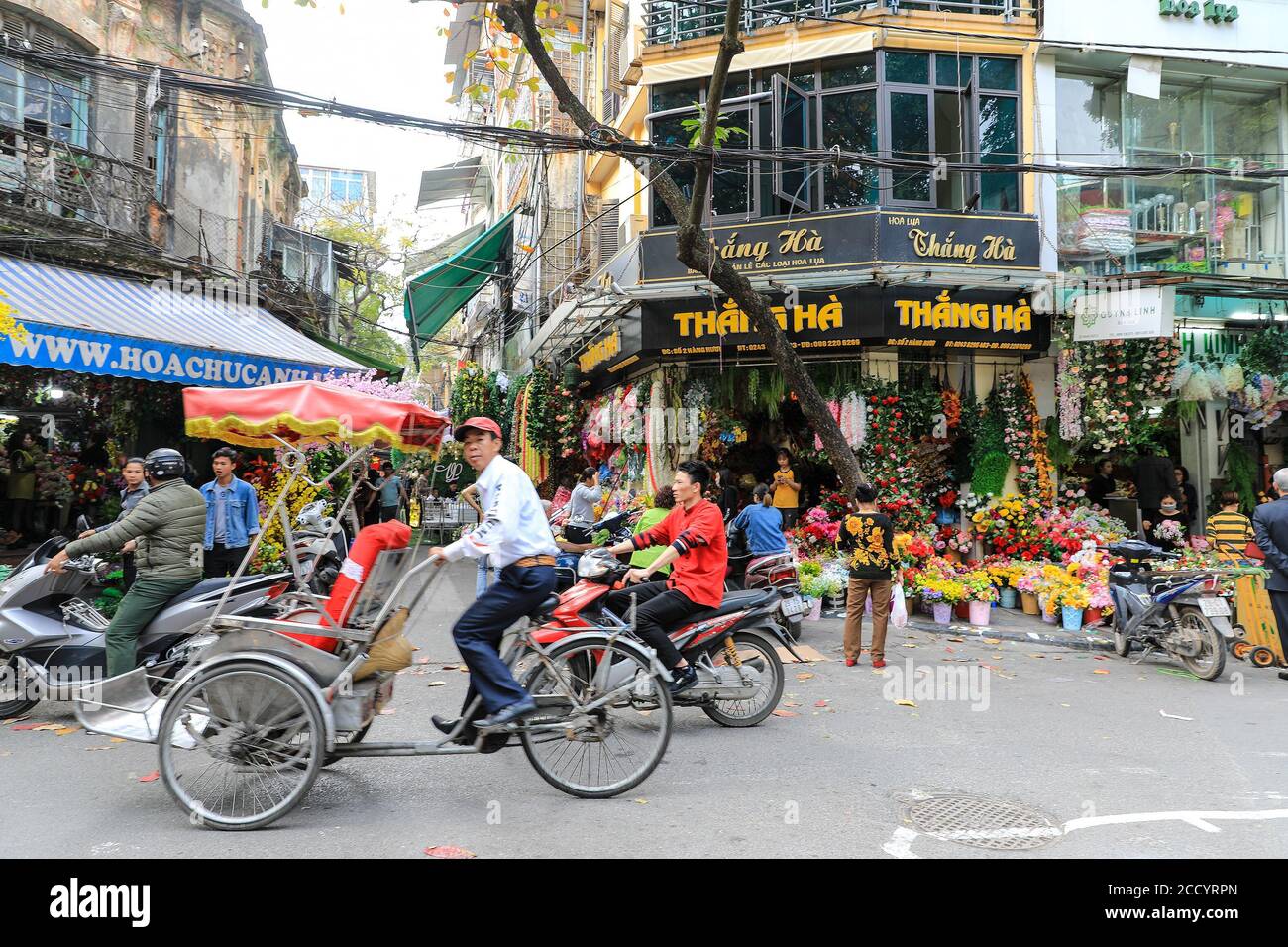 Eine Fahrrad-Rikscha auf der Hàng Rươi Straße, Hanoi, Vietnam, Asien Stockfoto