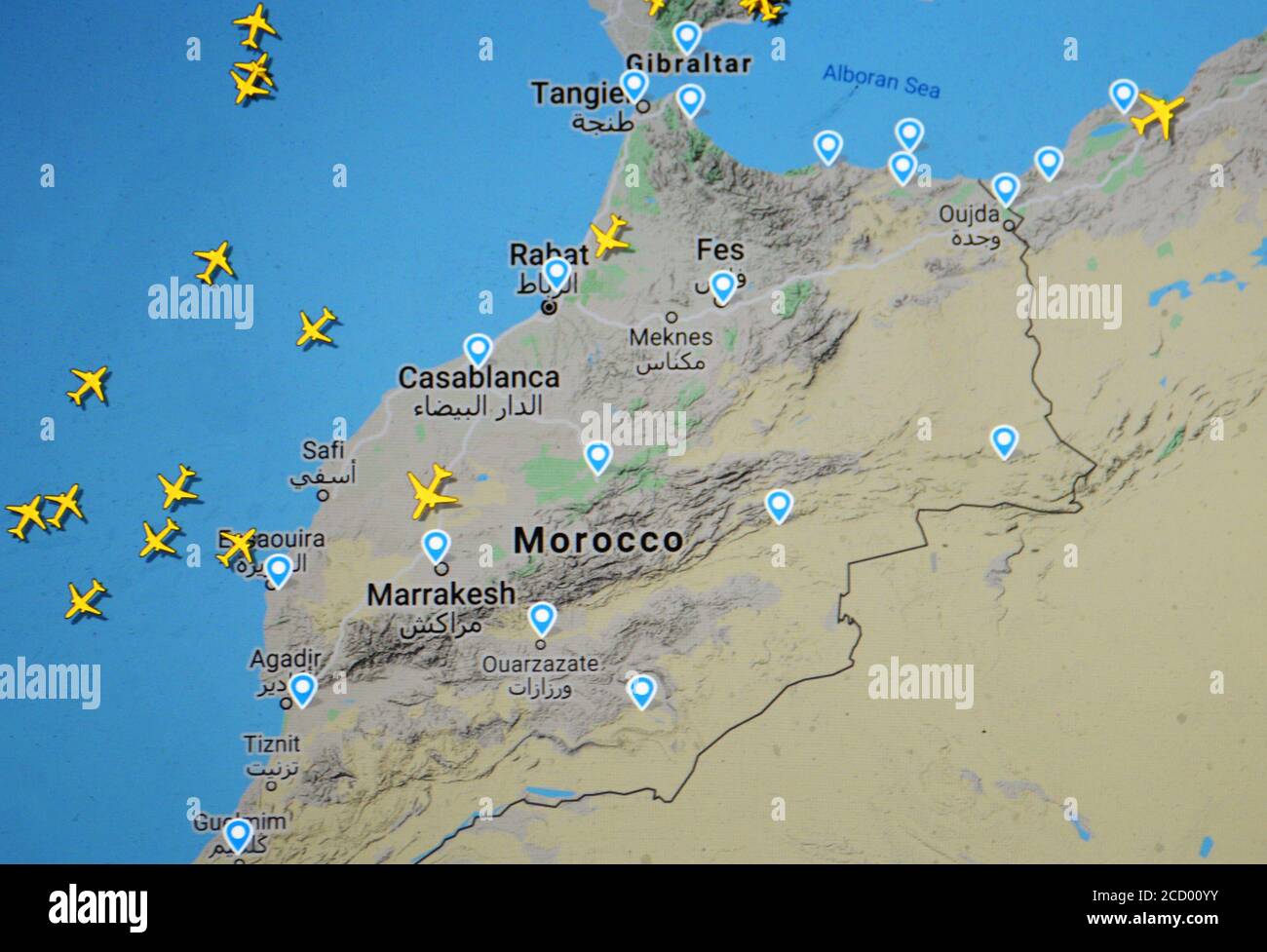 Flugverkehr über Marocco (20. august 2020, UTC 21.36), im Internet mit Flightradar 24 Website, während der Coronavirus Pandemie Periode Stockfoto