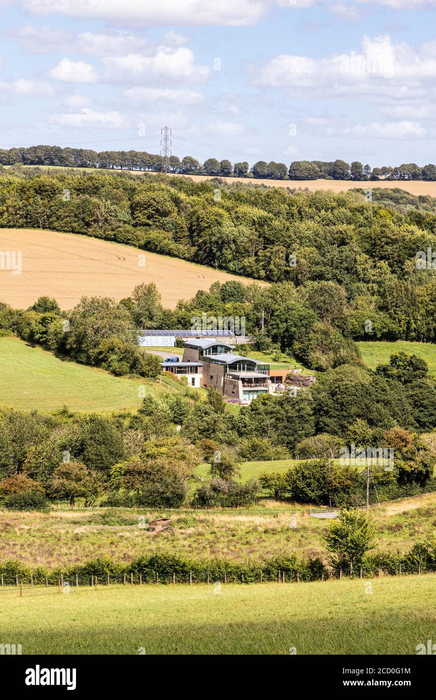 Moonstone House, ein nachhaltiges Öko-Haus, in der Nähe des Dorfes Cotswold in Cockleford, Gloucestershire, Großbritannien Stockfoto