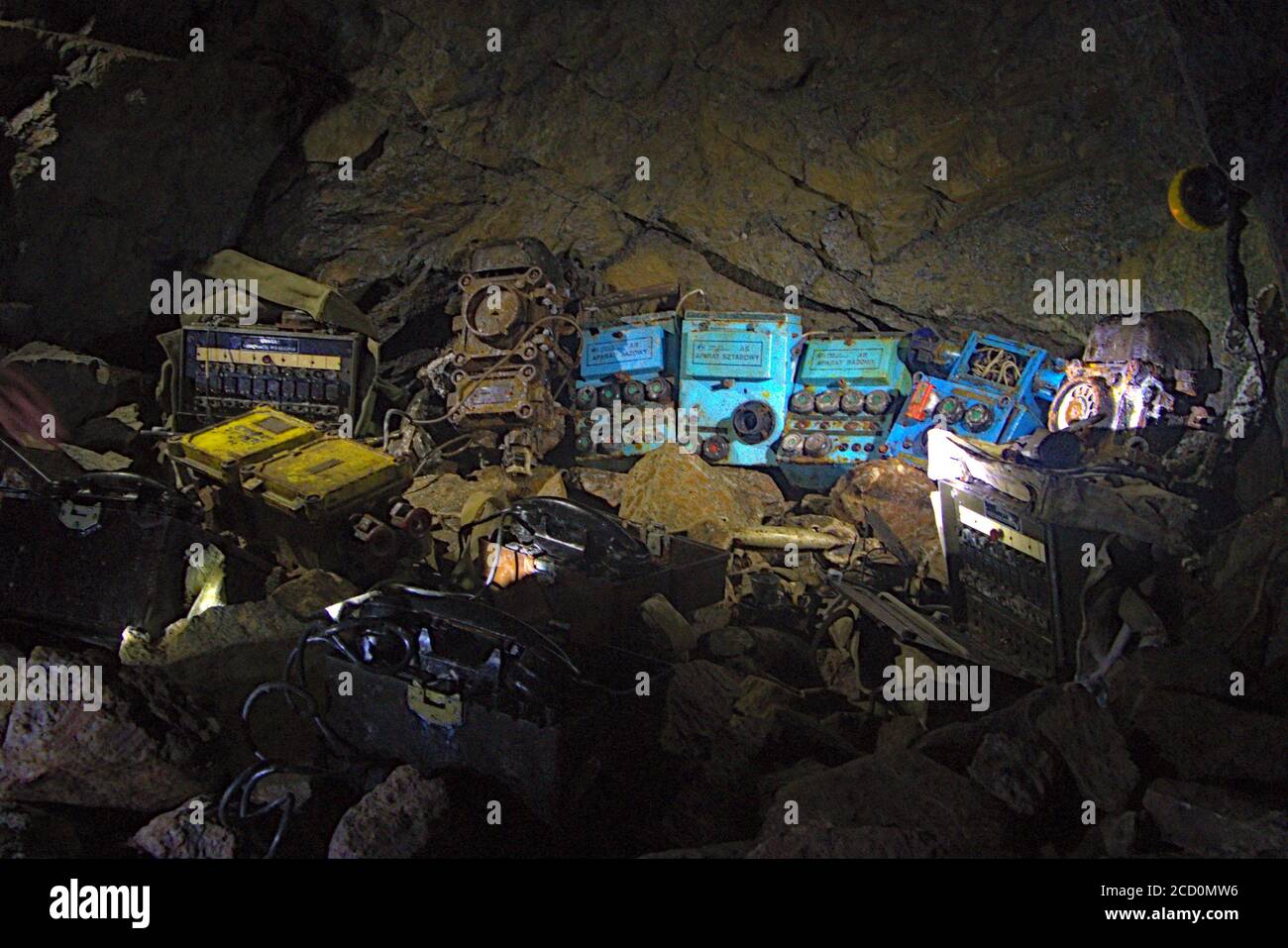 Eine Reihe von technischen Minenanlagen in einem verlassenen Uran Meine Stockfoto