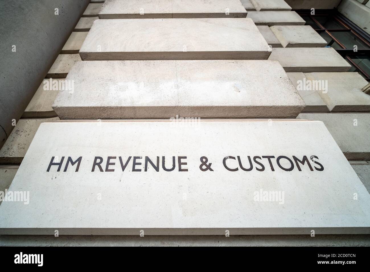 London- HM Revenue and Customs Building in Whitehall, UK Government Department Stockfoto
