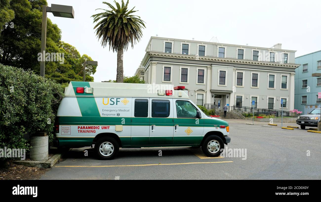 Emergency Medical Response Service (EMRS) Ausbildung Ambulanz an der Universität von San Francisco in Kalifornien; Notfall Gesundheitserziehung. Stockfoto