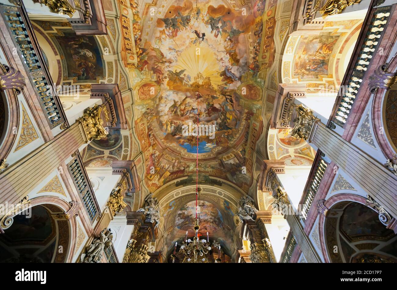 Innenraum der Kirche des Heiligen Namens Jesu; Breslau, Schlesien, Polen Stockfoto