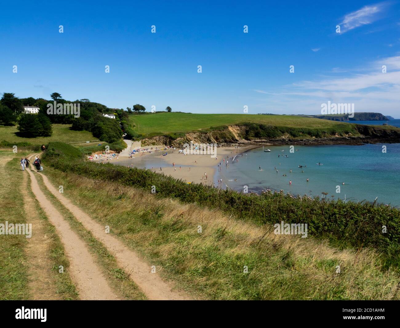 Südwestküstenweg um Porthcurnick Beach, Portscatho, die Roseland Peninsula, Cornwall, Großbritannien Stockfoto