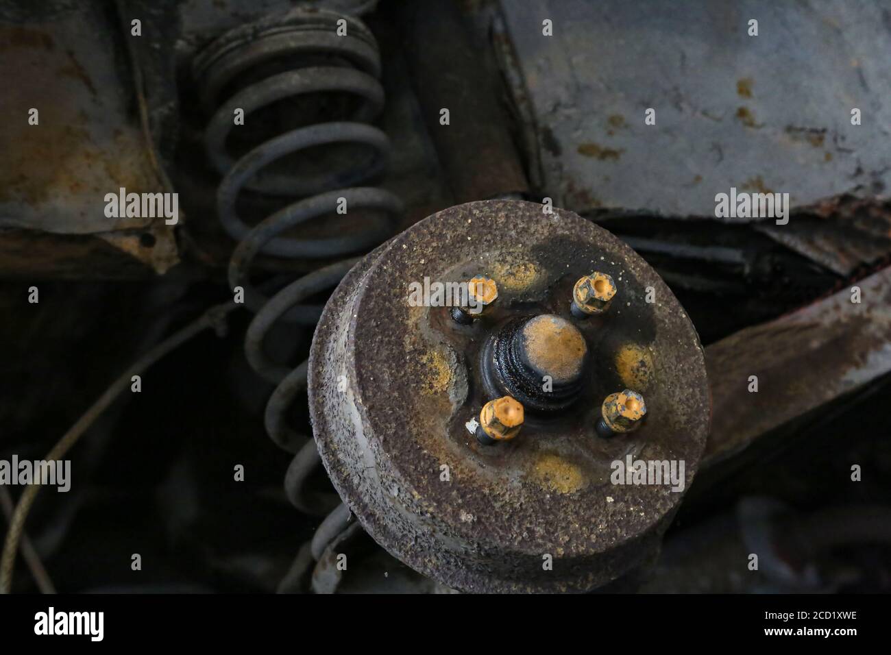 Nahaufnahme von Stoßdämpfern für ein altes Auto Stockfoto