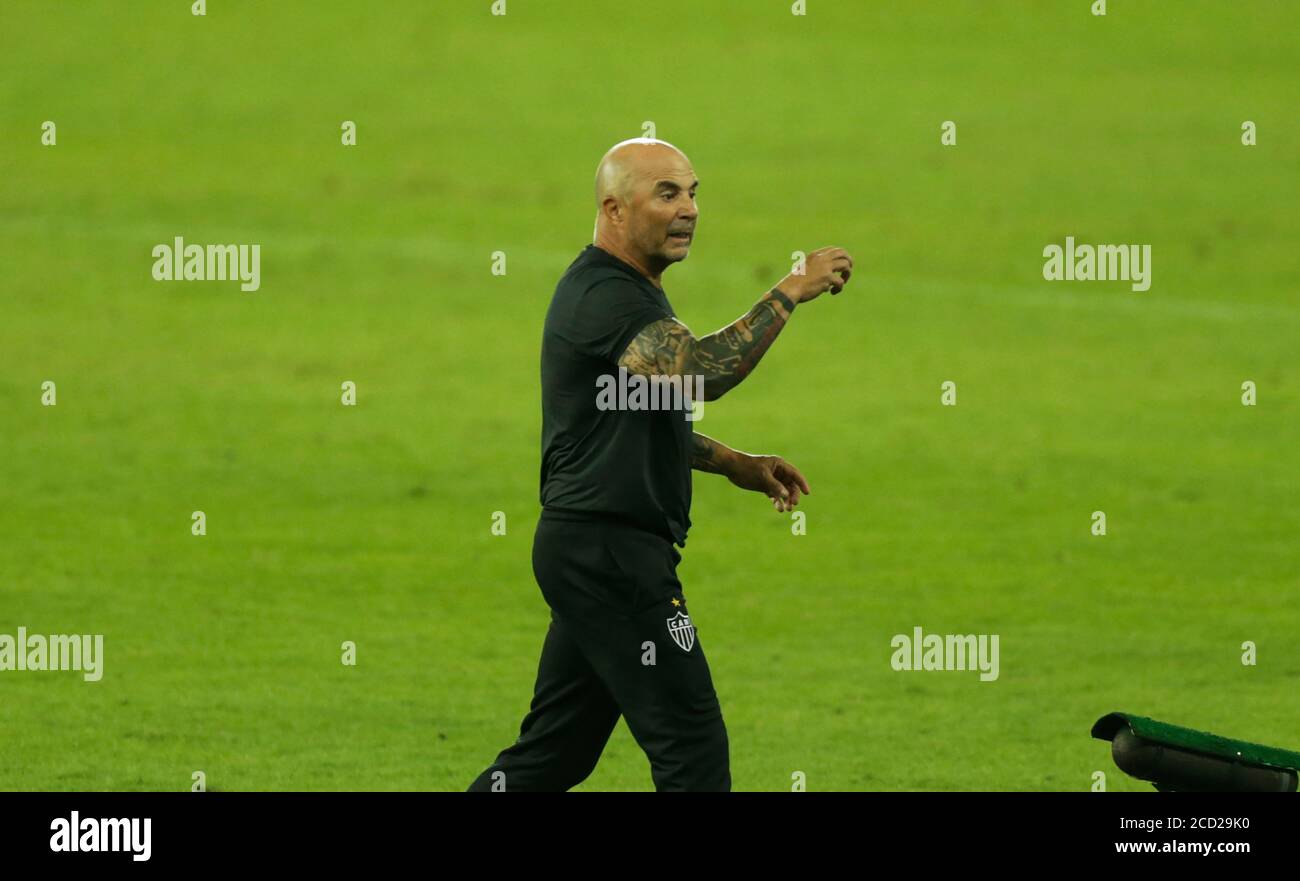 Rio de Janeiro, Brasilien 19. August, argentinischer Fußballtrainer Jorge Sampaoli von Atletico Mineiro bei einem Spiel im Engenhao Nilton Santos Stadion Stockfoto