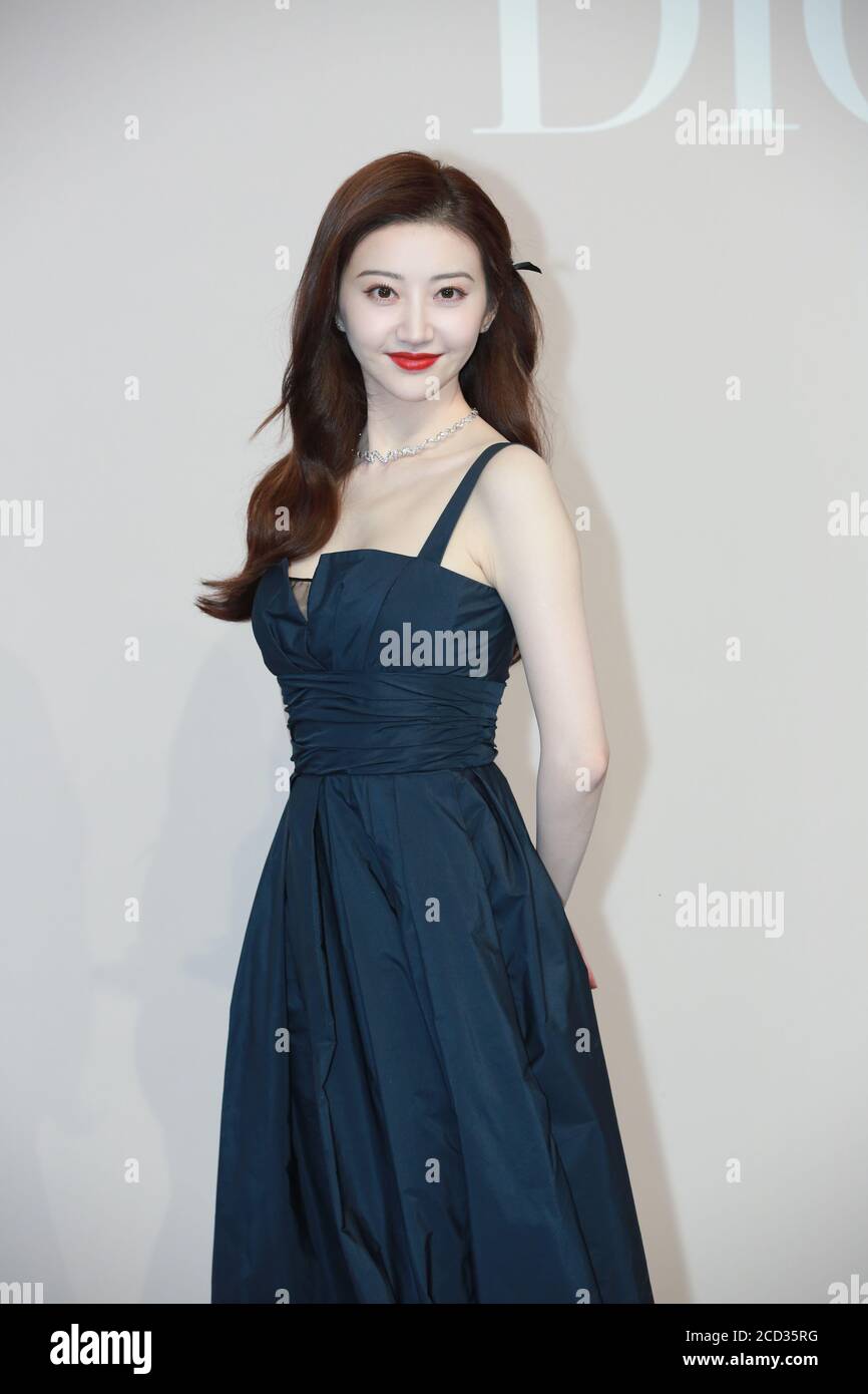 Die chinesische Schauspielerin Jing Tian besucht den 'Christian Dior Designer of Dreams' in Shanghai, China, 24. Juli 2020. Stockfoto