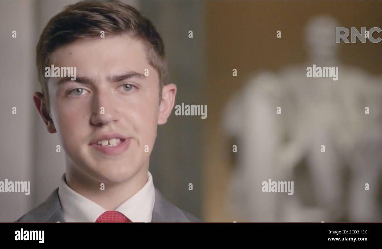 In diesem Bild aus dem Video-Feed der Republikanischen Nationalversammlung macht Nicholas Sandmann, of Independence, Kentucky, ein Student der Covington Catholic High School, Bemerkungen während des ersten Tages der Konvention am Dienstag, 25. August 2020.Quelle: Republikanische Nationalversammlung über CNP /MediaPunch Stockfoto