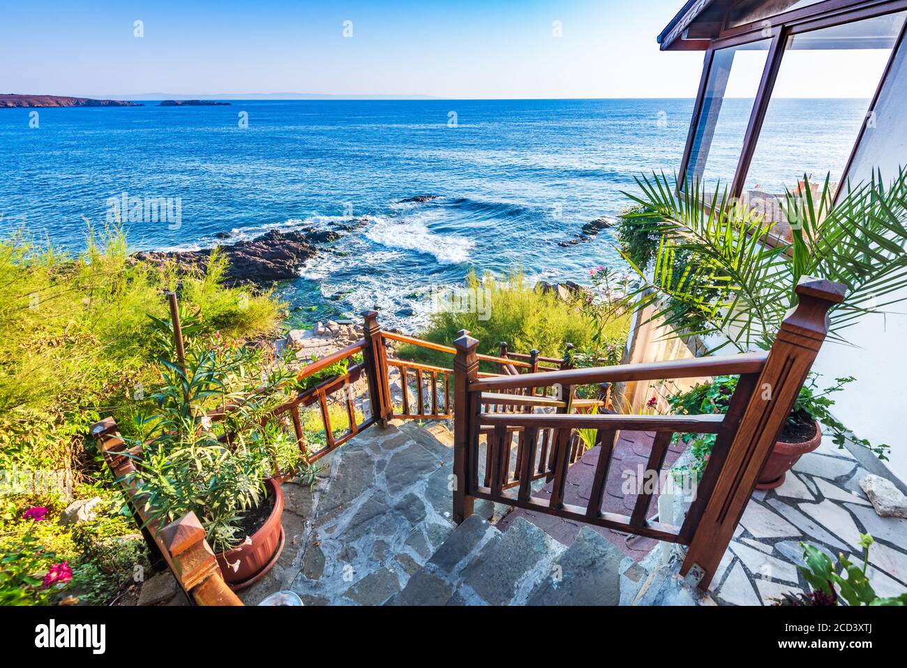 Sozopol, Bulgarien. Schwarzes Meer idyllische Küste an der mittelalterlichen Innenstadt von Apollonia, Balkan. Stockfoto