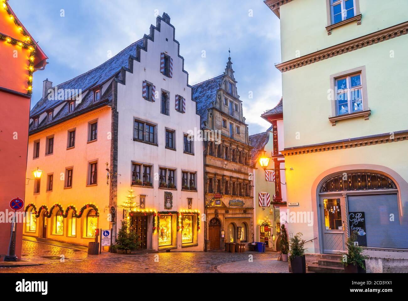 Marktplatz, Hauptplatz von Rothenburg ob der Tauber. Mit HDR-Effekt, Bayern, Deutschland Stockfoto