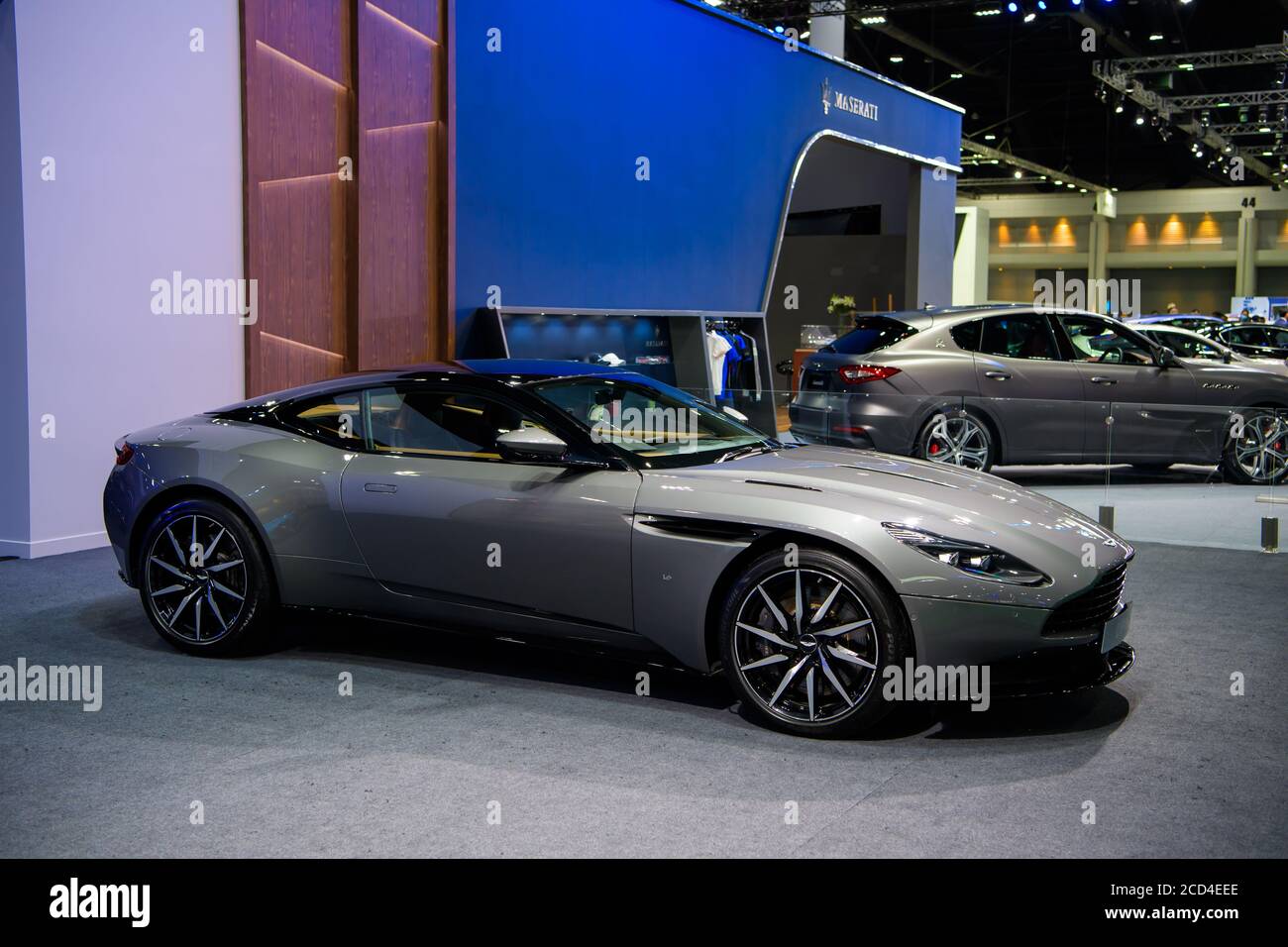 Aston Martin Db11 Stockfotos und -bilder Kaufen - Alamy