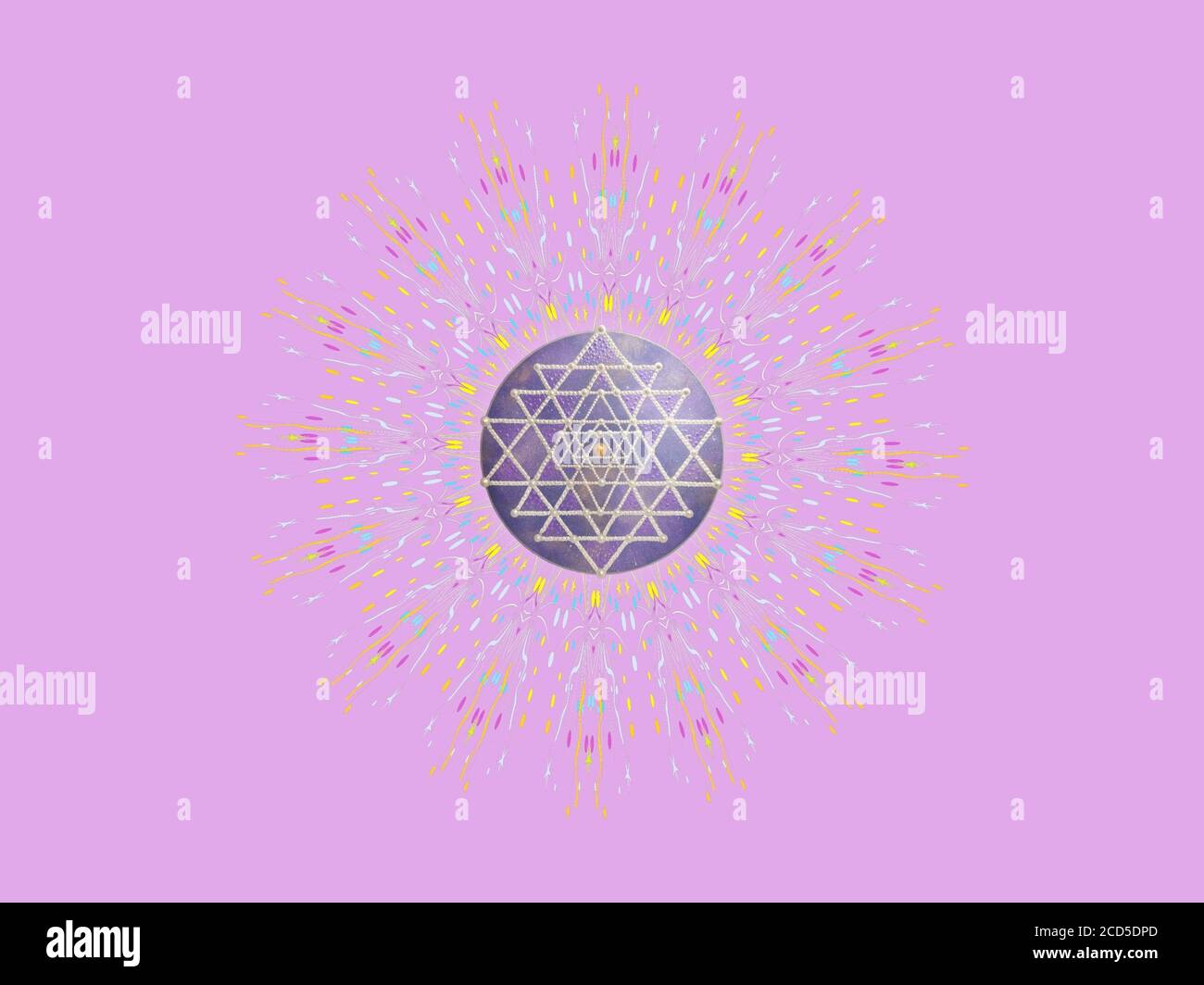 Spiritueller Hintergrund für Meditation mit sri-yantra-Symbol isoliert in Farbmandala Stockfoto