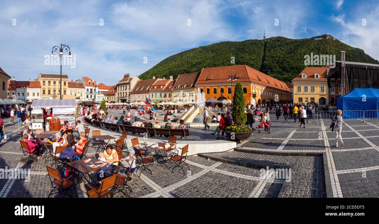 Stadtplatz in der Altstadt, Piata Sfatului, Brasov, Siebenbürgen, Rumänien Stockfoto