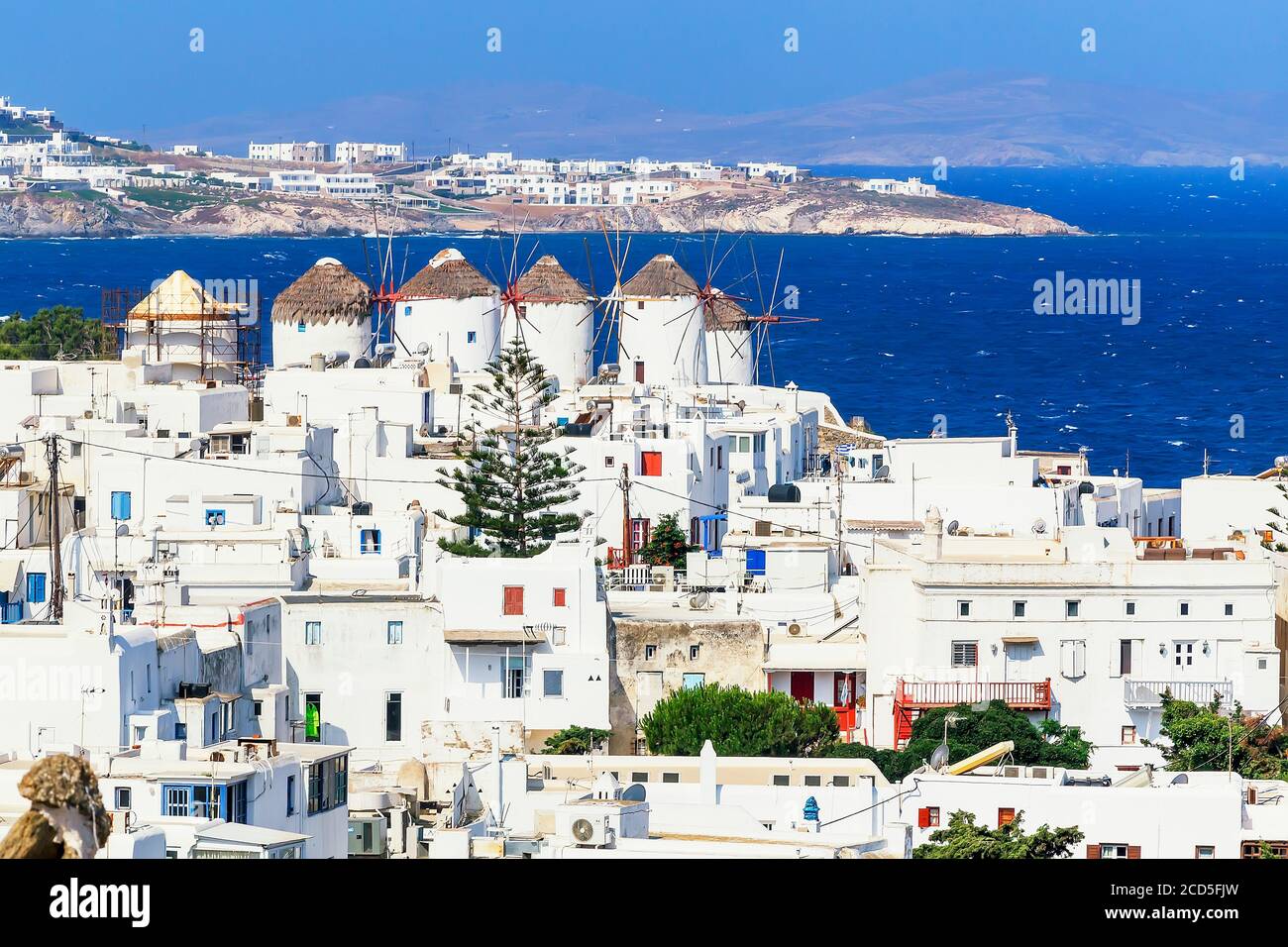 Mykonos Stadt und alter Hafen, erhöhte Sicht, Mykonos, Kykladen Inseln, Griechenland Stockfoto