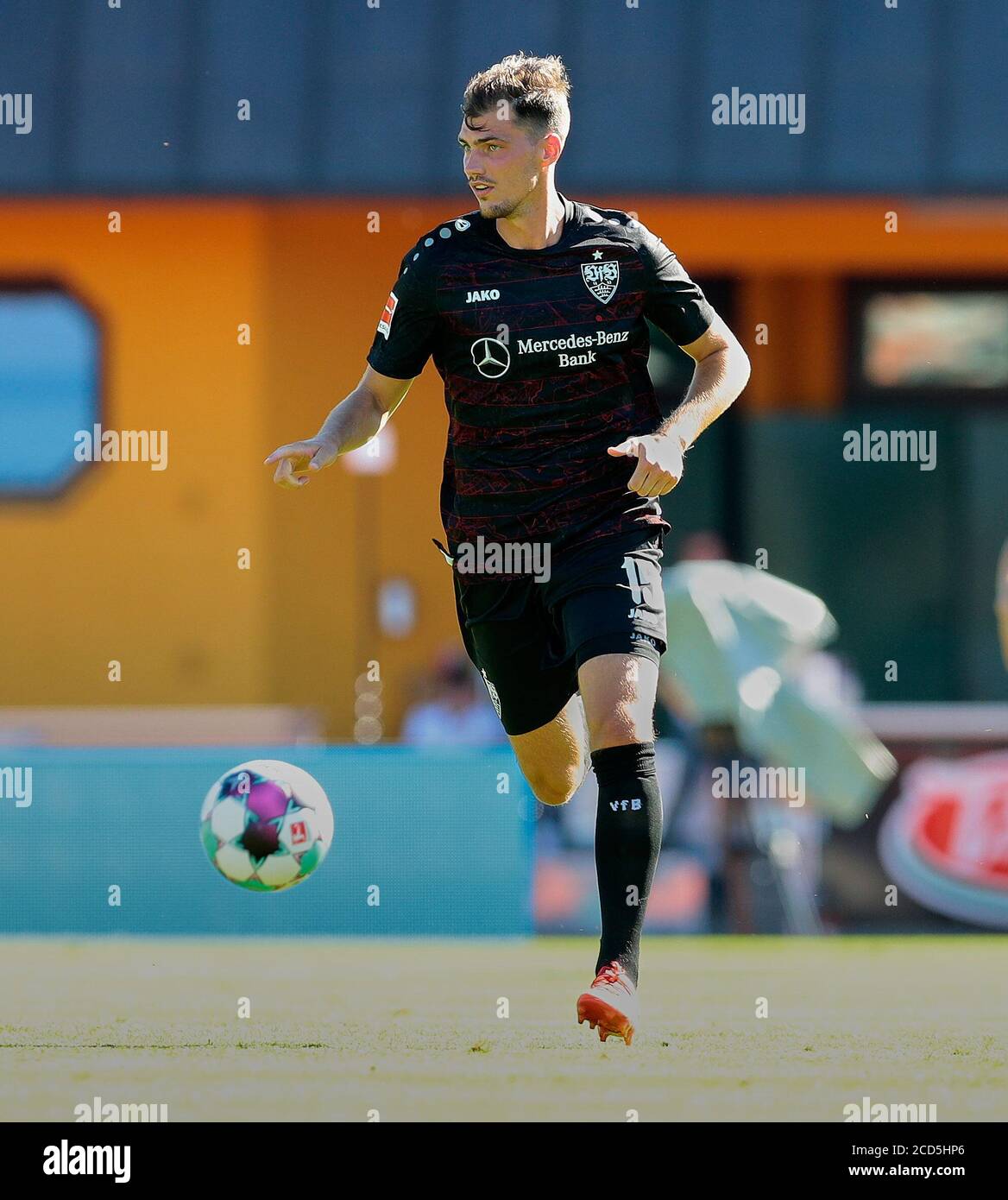 firo: 26.08.2020, Fußball, Helden Cup, Saison 2020/2021, HSV Hamburg Hamburg Hamburg - VfB Stuttgart, Pascal Stenzel, VFB Stuttgart, VFB, Stuttgart, Individual Action, Einsatz weltweit Stockfoto