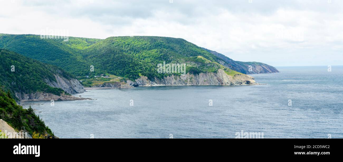 Küstenlandschaft mit Klippen, Meat Cove, Nova Scotia, Kanada Stockfoto