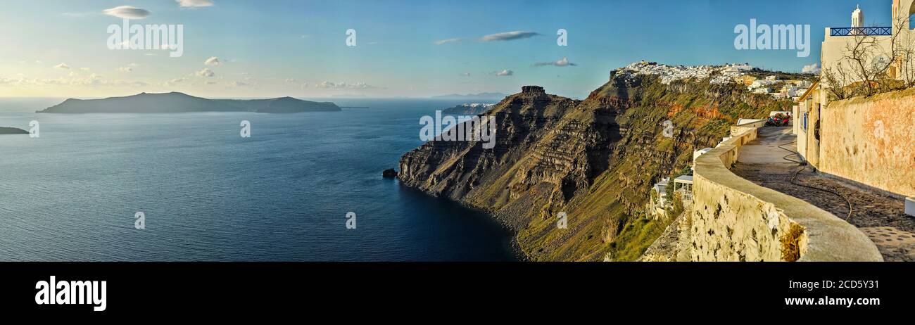 Panoramablick auf Imerovigli, Santorini, Griechenland Stockfoto
