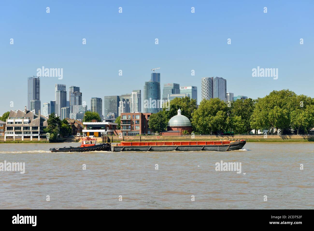 Thames River Tug, Island Gardens und Canary Wharf docklands, Greenwich, London, Großbritannien Stockfoto