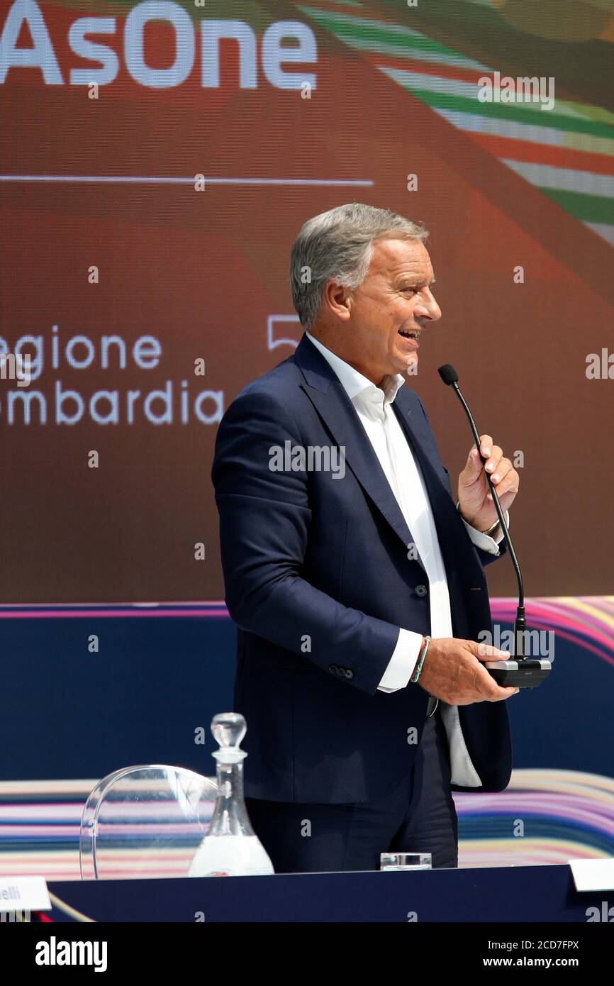 Piazza Citta di Lombardia, Mailand, Italien, 27 Aug 2020, Dario Allevi, Bürgermeister von Monza und ehemaliger Präsident der Provinz Monza und Brianza während F1 Grand Prix Heineken von Italien Pressekonferenz, Formel-1-Meisterschaft - Credit: LM/Francesco Scaccianoce/Alamy Live News Stockfoto