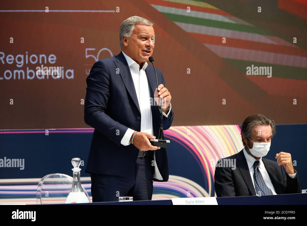 Piazza Citta di Lombardia, Mailand, Italien, 27 Aug 2020, Dario Allevi, Bürgermeister von Monza und ehemaliger Präsident der Provinz Monza und Brianza während F1 Grand Prix Heineken von Italien Pressekonferenz, Formel-1-Meisterschaft - Credit: LM/Francesco Scaccianoce/Alamy Live News Stockfoto