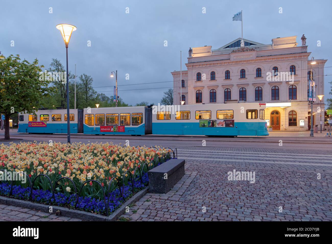 Straßenbahnen auf dem Drottningtorget Platz in Göteborg, Schweden ...