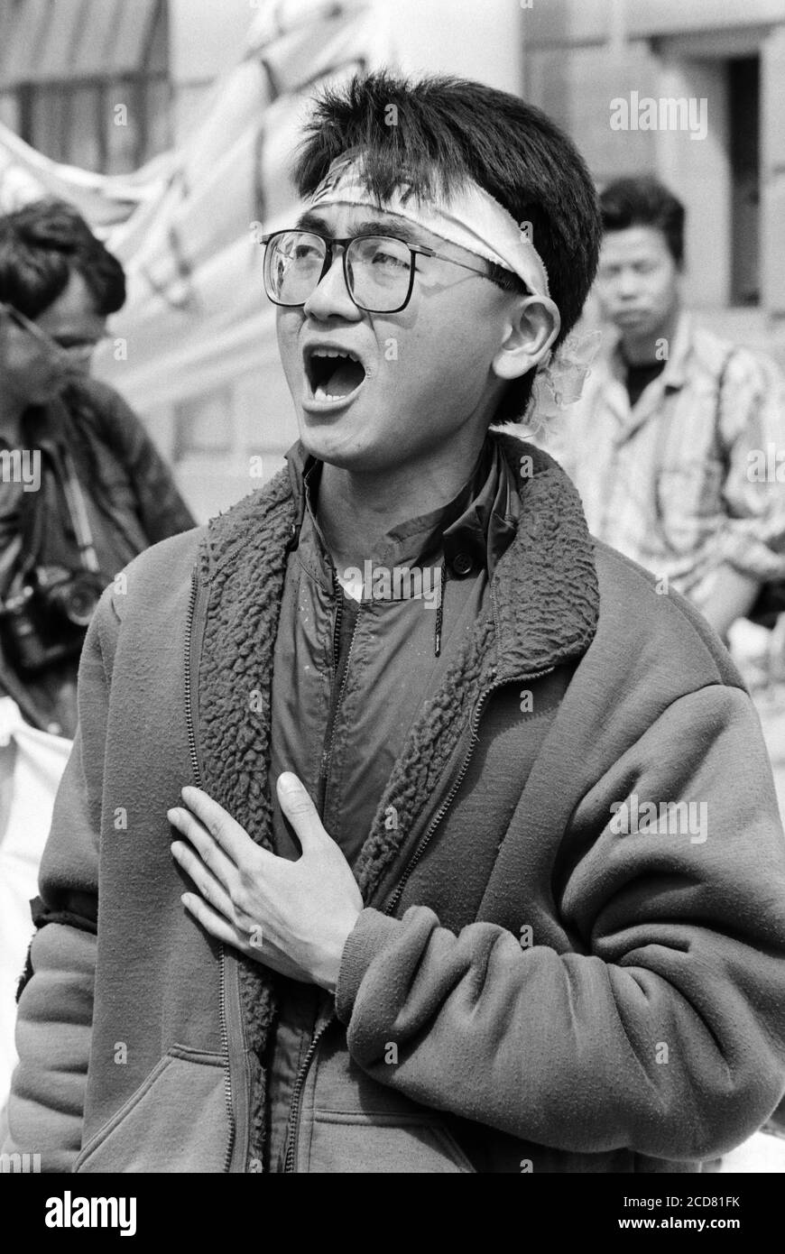 Streikposten der chinesischen Botschaft in der oberen Regent Street, um gegen die Aktionen der chinesischen Regierung auf dem Platz Tianenmen zu protestieren. London. 24. April 1989. Foto: Neil Turner Stockfoto