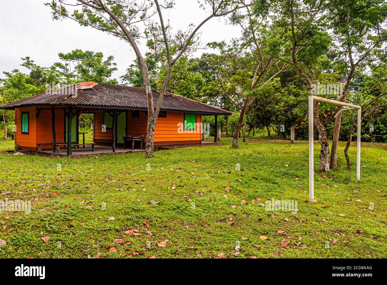 Fußballplatz im Biosphere Citizen Scientist Project Camp zur Rettung von Meeresschildkröten in Reventazón, Costa Rica Stockfoto