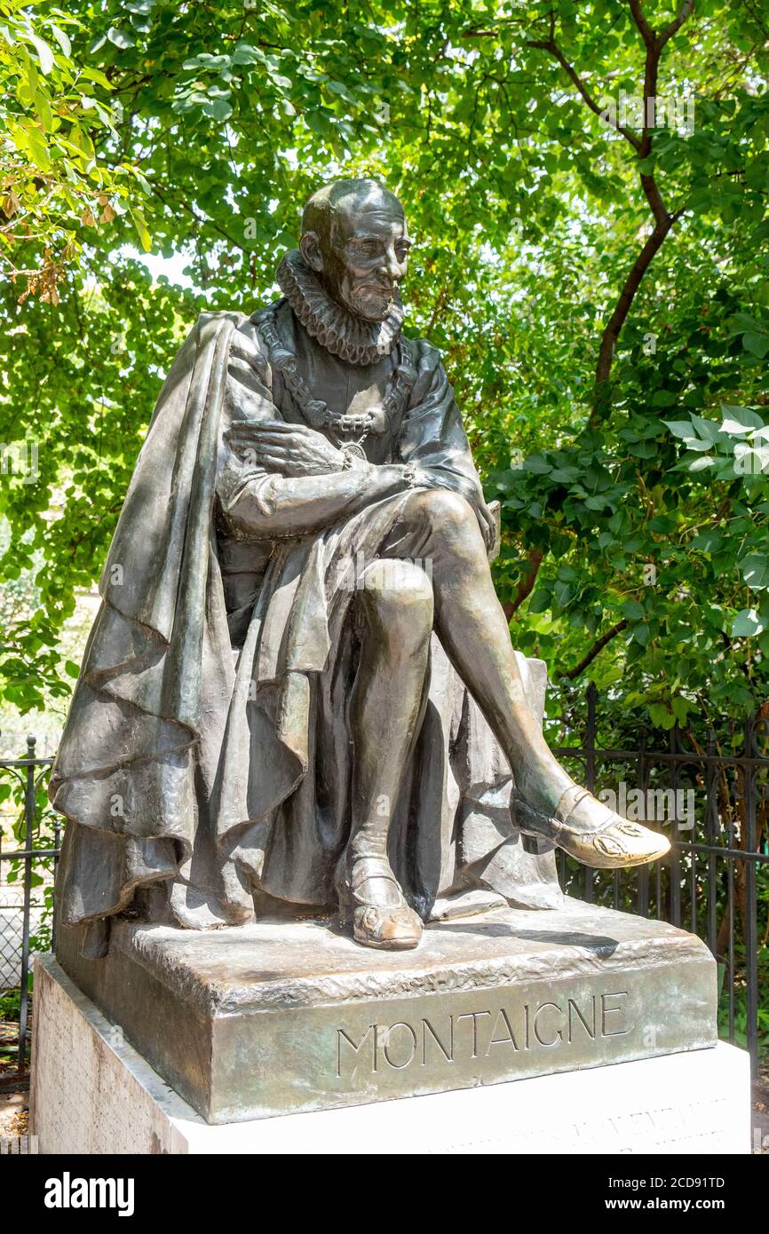 Frankreich, Paris, Stadtteil Saint Michel, Platz Paul Painleve, die Statue von Montaigne Stockfoto