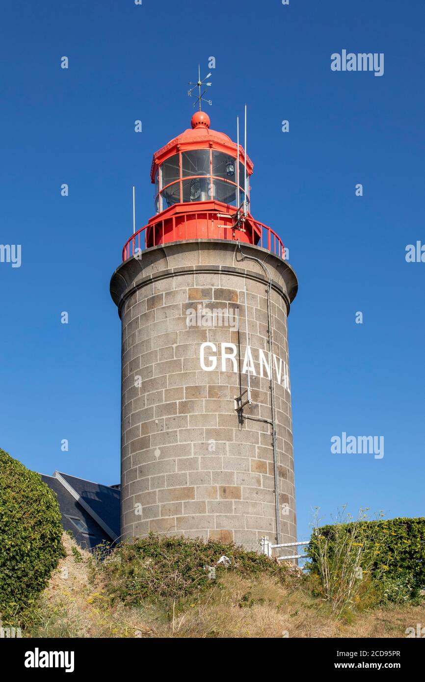 Frankreich, Manche Cotentin, Granville, befestigte Stadt, gebaut auf einer felsigen Landzunge auf der fernöstlichen Punkt des Mont Saint Michel Bay, Granville Leuchtturm oder Cap Lihoulighthouse am Pointe du Roc Stockfoto